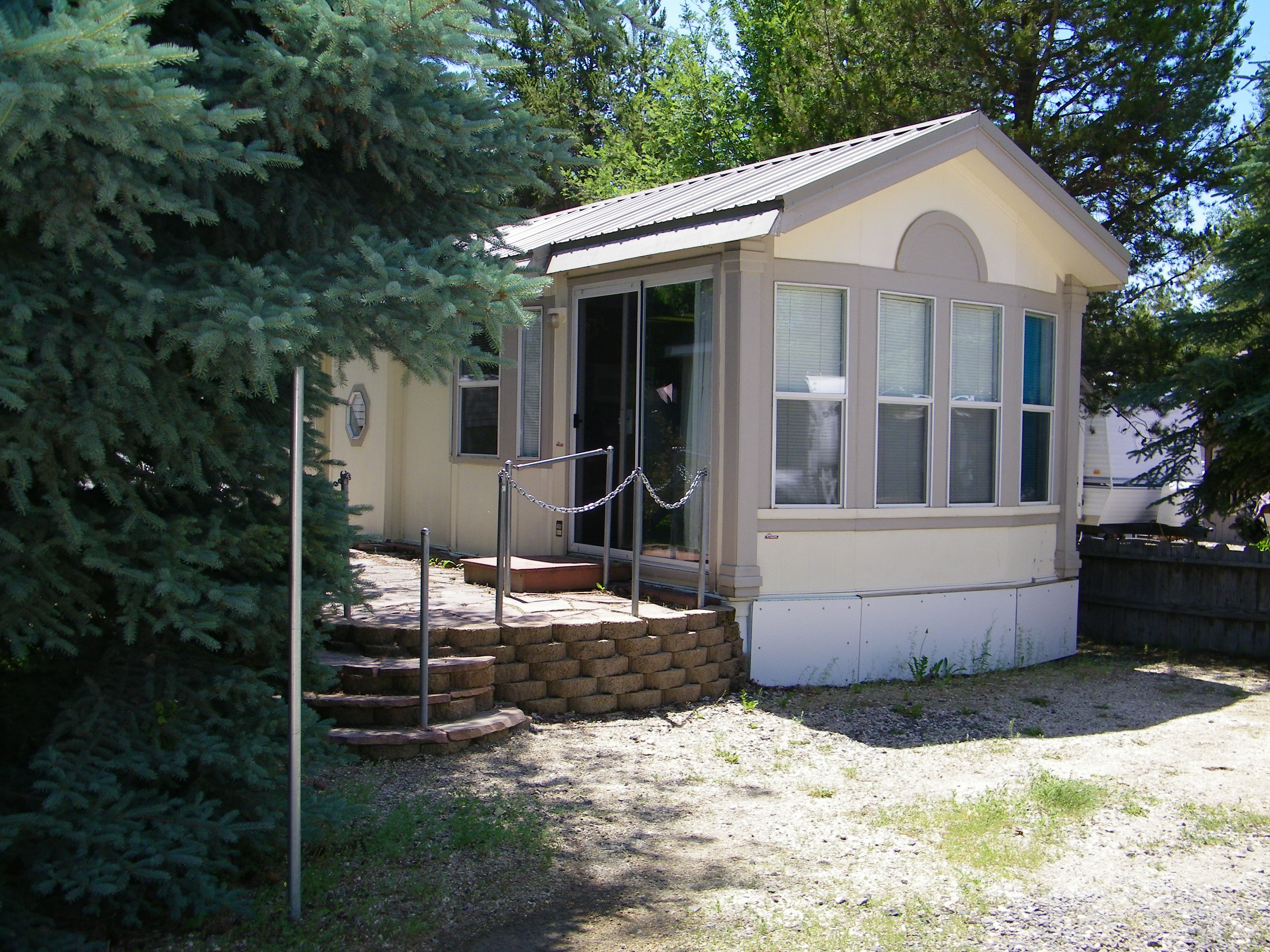 Cascade Lake Realty Leisure Time RV Park